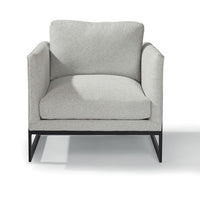 Design Classic 989 Upholstered Lounge Chair