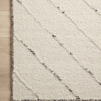 Wylder Ivory/ Black Area Rug