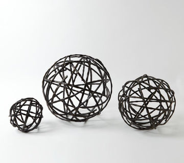 Strap three Spheres Collection formed with "straps" of textured iron.