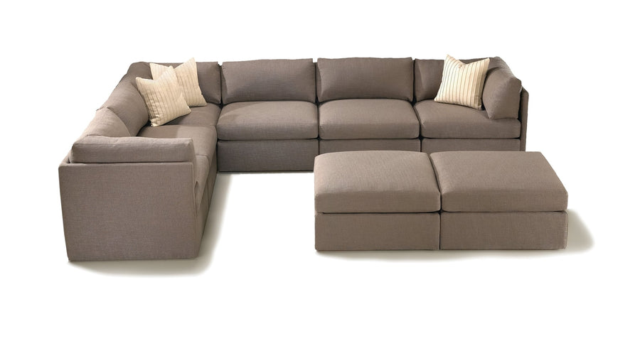 1076 Design Classic Sectional