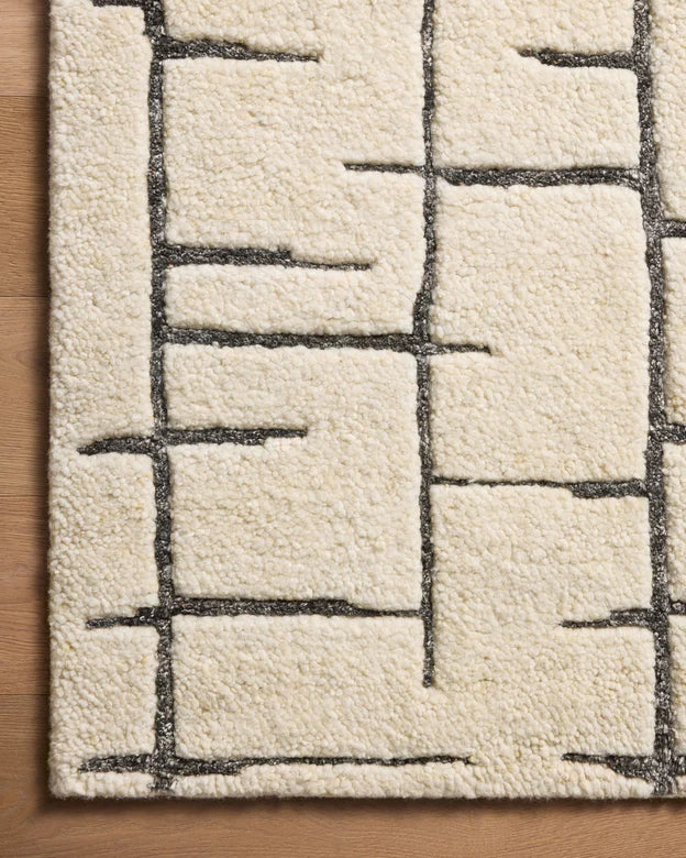 Octavia Ivory/ Charcoal Area Rug
