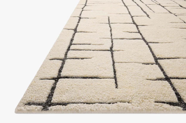 Octavia Ivory/ Charcoal Area Rug
