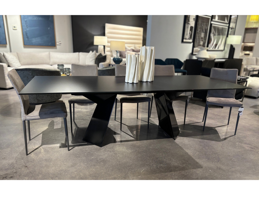 Fiandre Dining Table