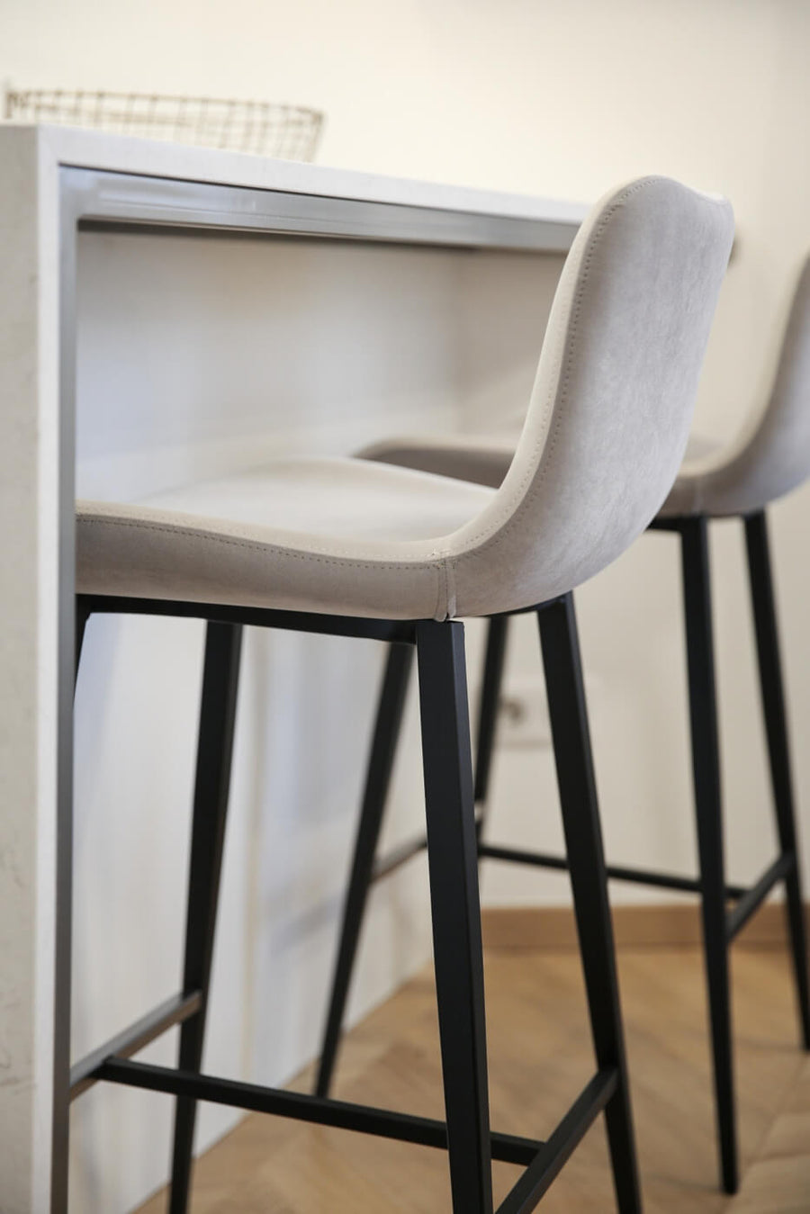 Dalia Counter Stool