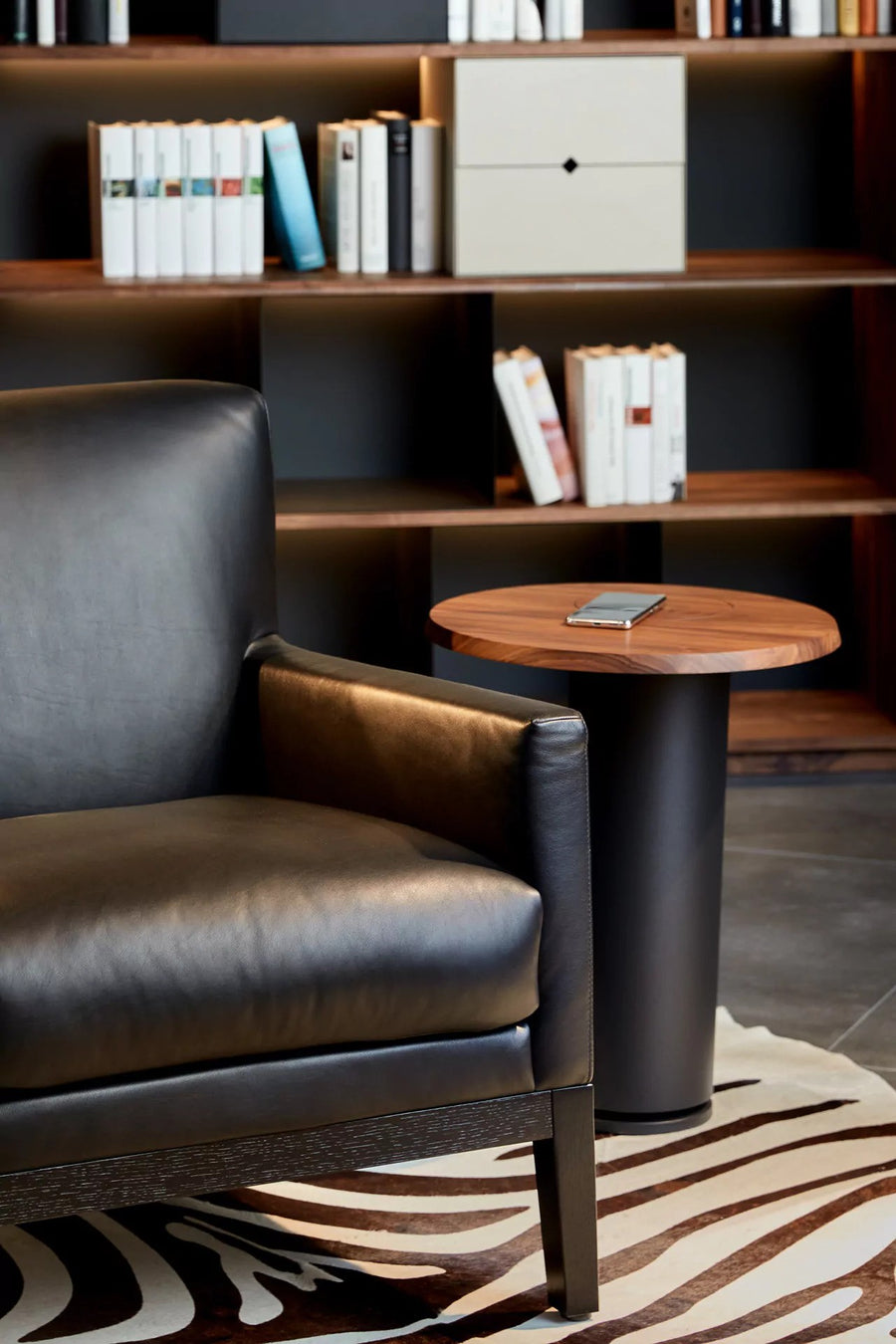 Loup Cylinder Side Table