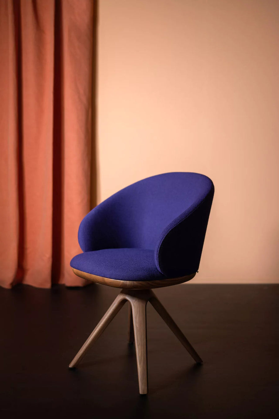 Maru Swivel Dining Chair