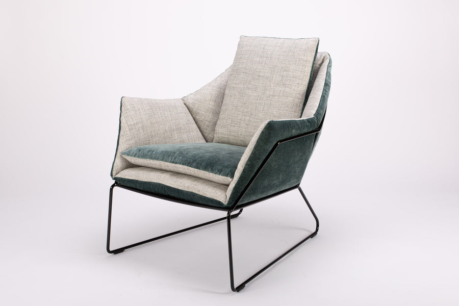 A green and white New York Poltrona lounge Chair with frame in iron rod. Front and side view.